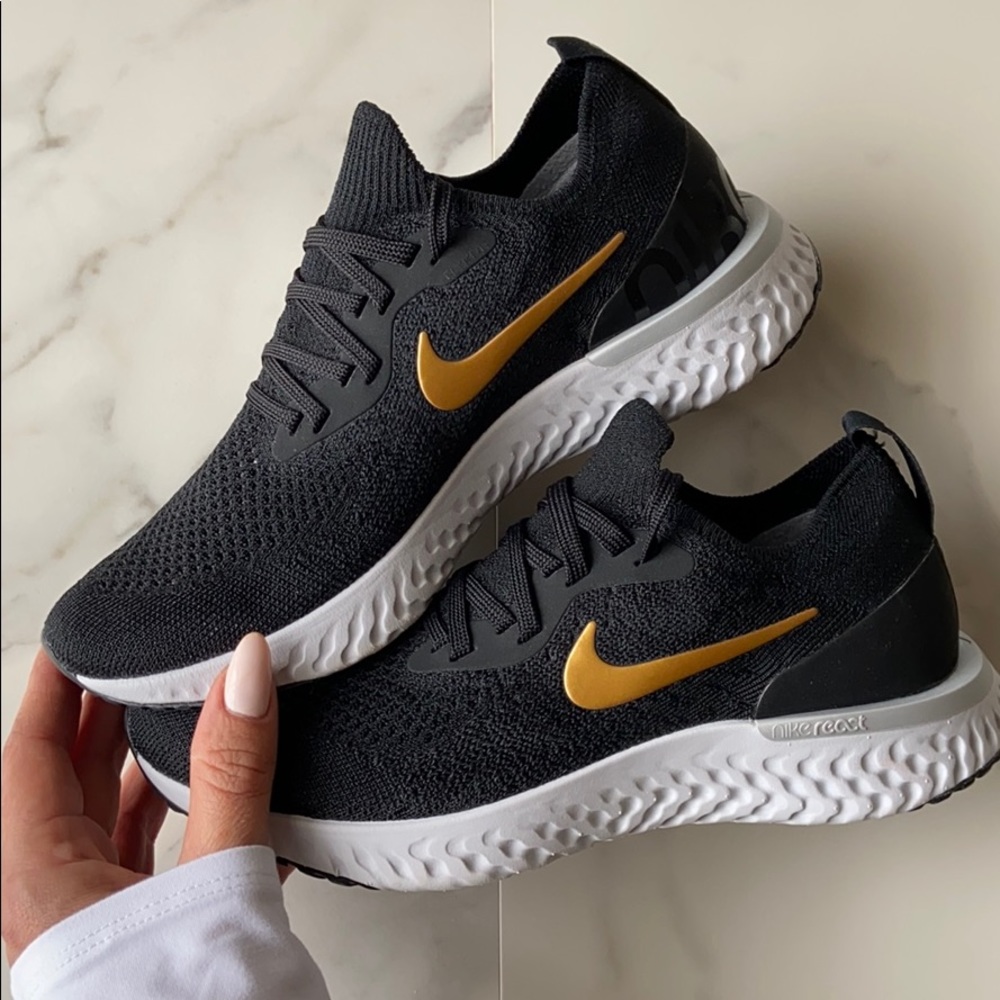 NWT Nike epic react flyknit - Picture 5 of 7